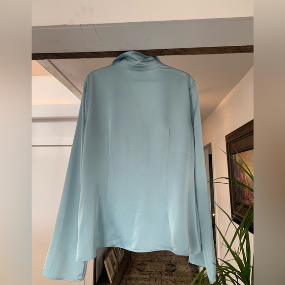 Rachel Zoe Women’s Large Blouse Blue Twisted Gathering Bell Sleeve Zipper Prelov - Picture 6 of 9